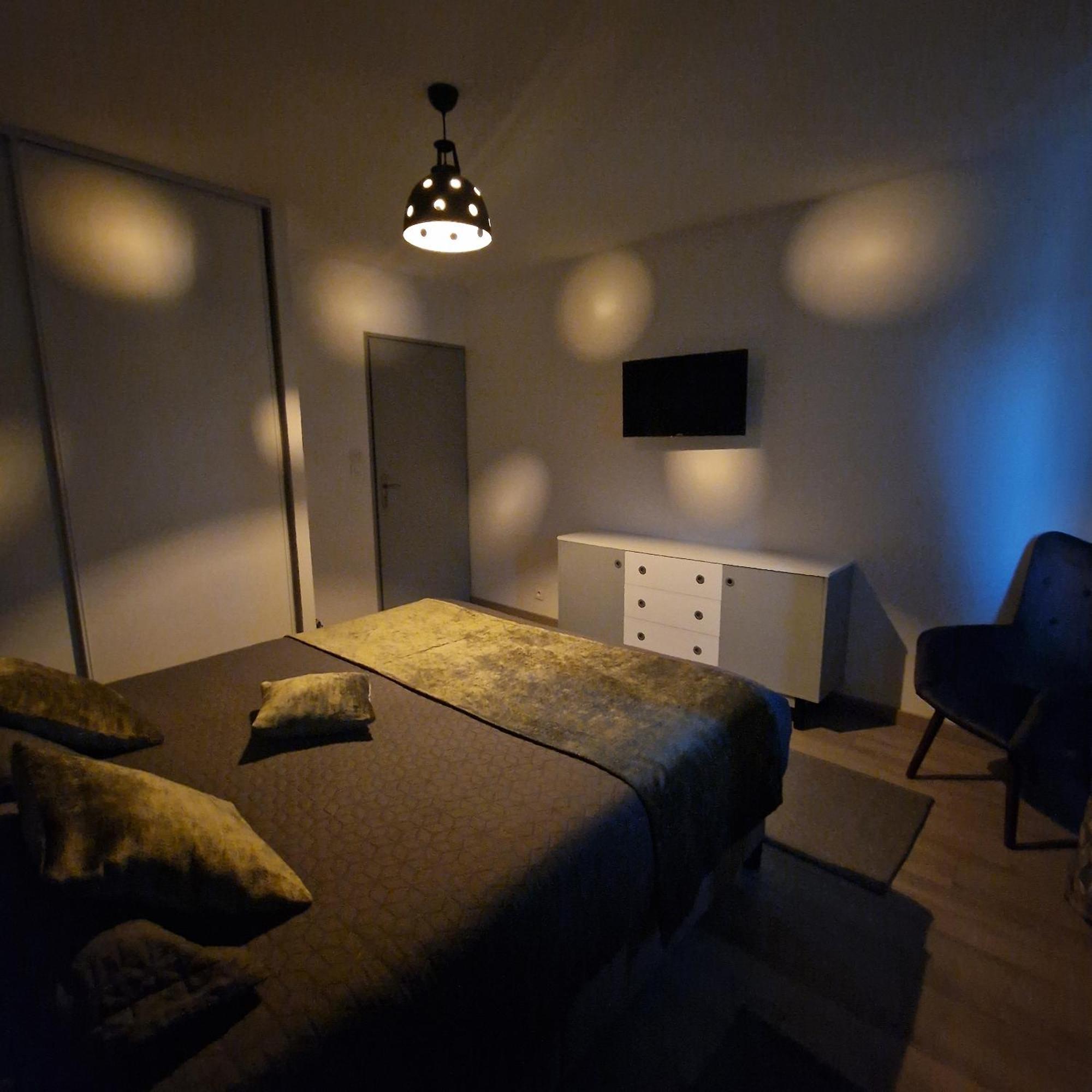 Les Chambres De Sandra Nurieux-Volognat Luaran gambar